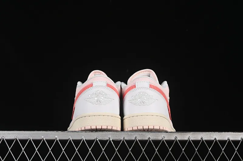 All categories Air Jordan Jordan series basketball shoes Air Jordan 1 Low G version pure original Air Jordan 1 Low AJ1 Joe 1 white pink low-top cultural leisure sports shoes IB8156-133